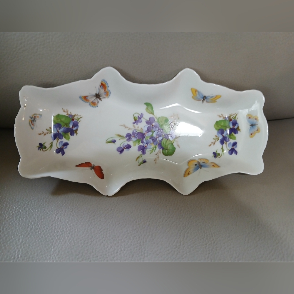 LIMOGES PURPLE VIOLETS BUTTERFLIES HORS D’OEUVRES SERVING DISH OR TRINKET TRAY